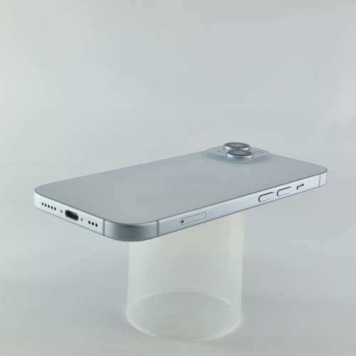 Смартфон Apple iPhone 15 128 GB Blue USED **