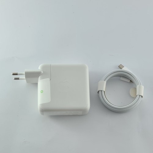 Ноутбук MacBook Pro 13 with Touch Bar Intel Core i5, 16 GB, 512 GB, Space Gray USED ** (2CMWP4200515)