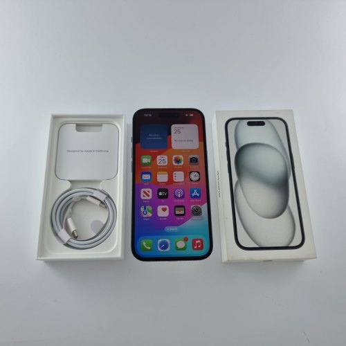 Смартфон Apple iPhone 15 128 GB Black USED **