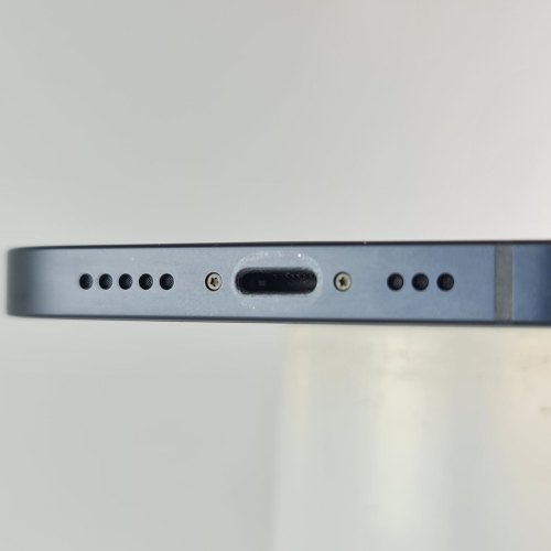 Смартфон Apple iPhone 12 64 GB Black USED **