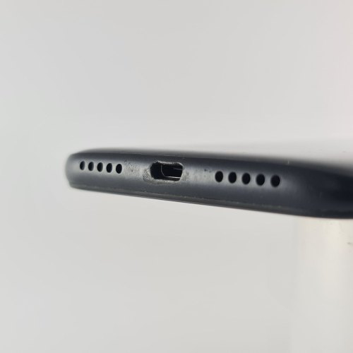 Смартфон Xiaomi Redmi 7 32 GB Eclipse Black USED **