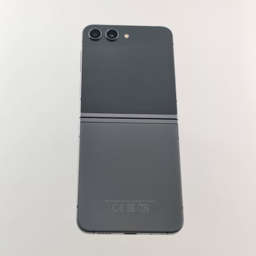 Смартфон Samsung Galaxy Z Flip 5 256 GB Grey USED **