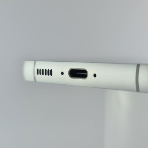 Смартфон Samsung Galaxy S23 FE 256 GB Mint USED **