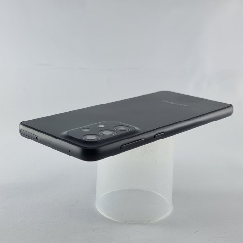 Смартфон Samsung Galaxy A33 128 GB Black USED **