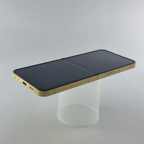 Смартфон Samsung Galaxy Z Flip 6 512 GB Yellow USED **