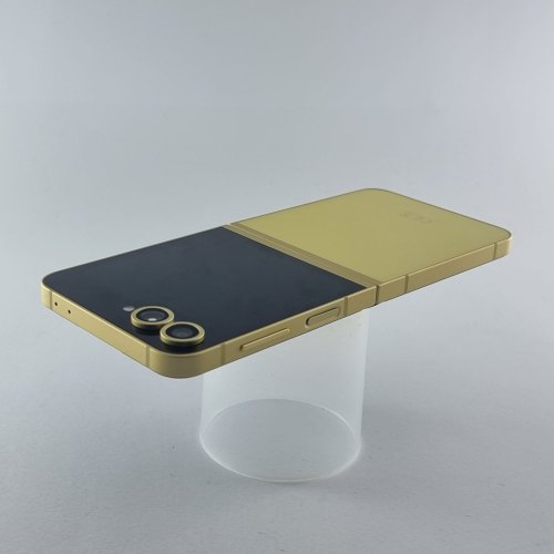 Смартфон Samsung Galaxy Z Flip 6 512 GB Yellow USED **