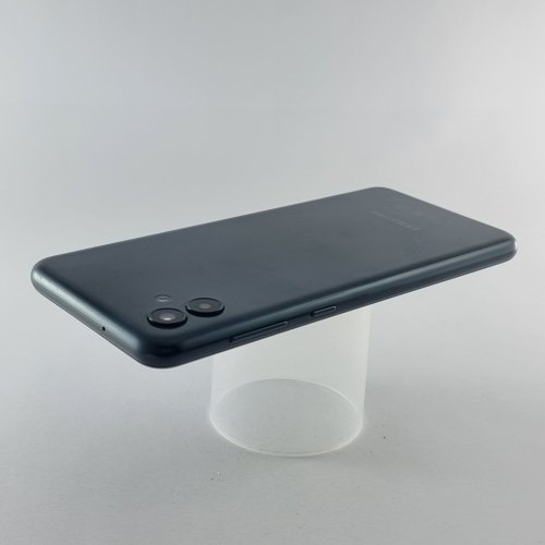 Смартфон Samsung Galaxy A04 64 GB Green USED **