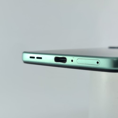 Смартфон POCO F4 256 GB Nebula Green USED **