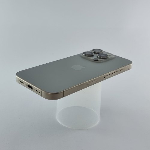 Смартфон Apple iPhone 15 Pro 128 GB Natural Titanium USED **