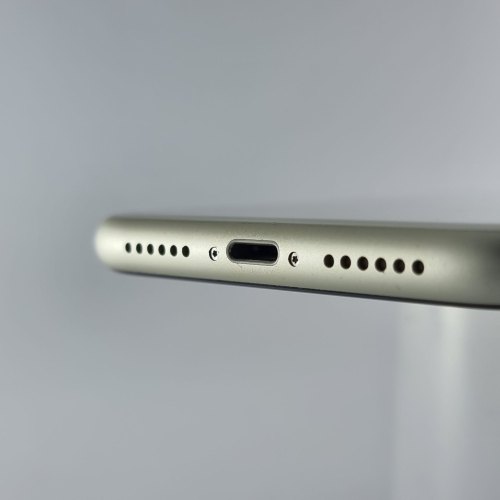 Смартфон Apple iPhone 11 64 GB White USED **