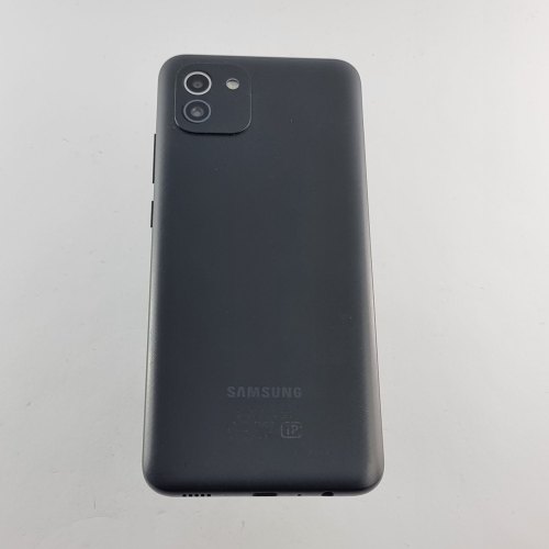 Смартфон Samsung Galaxy A03 32 GB Black USED **