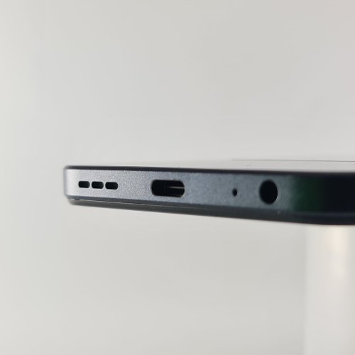 Смартфон INFINIX Hot 30 Play  128 GB Mirage Black USED **