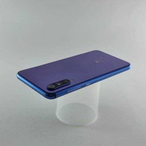 Смартфон Xiaomi Mi 9 SE 128 GB Ocean Blue USED **