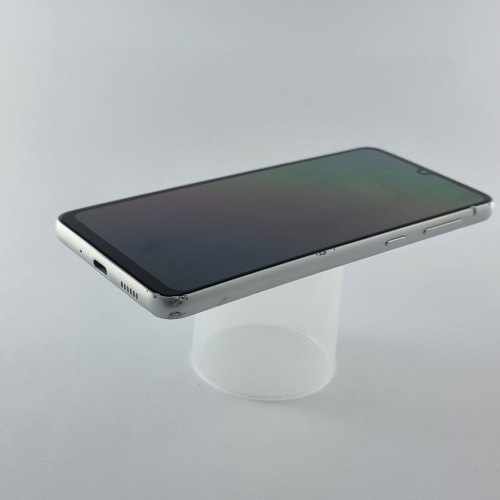 Смартфон Samsung Galaxy A33 128 GB White USED **