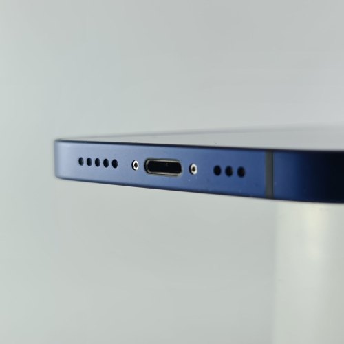 Смартфон Apple iPhone 12 128 GB Blue USED **