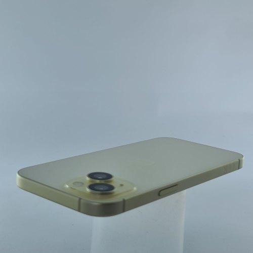 Смартфон Apple iPhone 15 512 GB Yellow USED **