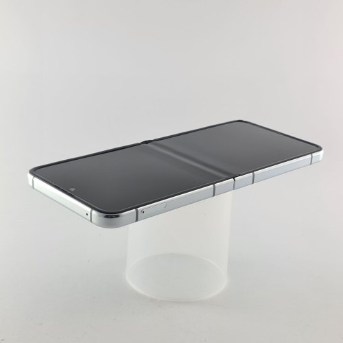 Смартфон Samsung Galaxy Z Flip 5 512 GB Light Green USED **