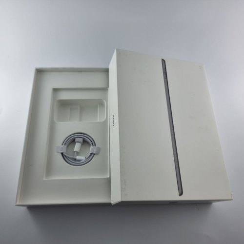 Планшет iPad 10.2 (9 Gen), 64 GB, Wi-Fi, Space Gray USED ** (2CMK2K300517)