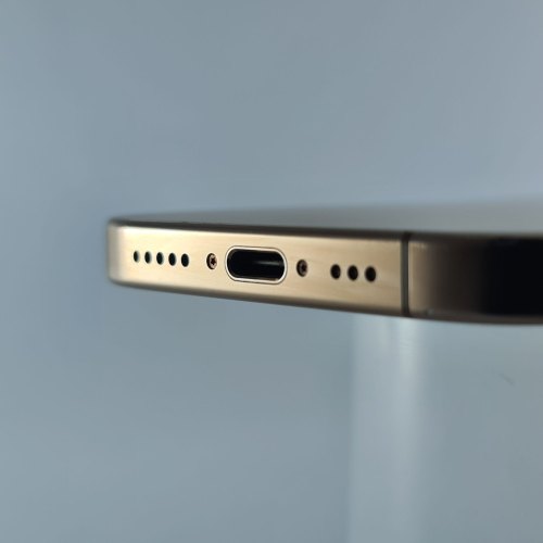 Смартфон Apple iPhone 16 Pro 256 GB Desert Titanium USED **