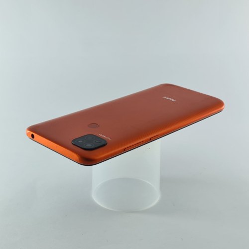 Смартфон Xiaomi Redmi 9C 64 GB Sunrise Orange USED **