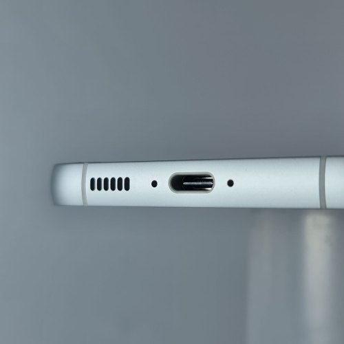 Смартфон Samsung Galaxy S23 FE 128 GB Mint USED **