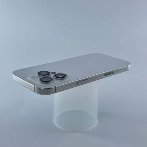 Смартфон Apple iPhone 16 Pro  512 GB White Titanium USED **