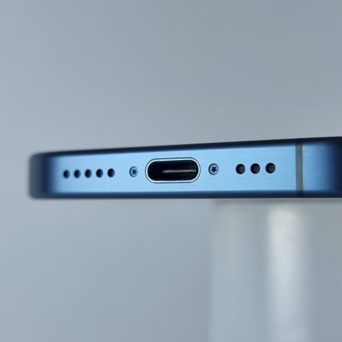 Смартфон Apple iPhone 15 Pro 256 GB Blue Titanium USED **