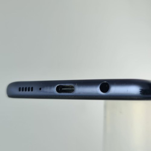 Смартфон Samsung Galaxy A51 128 GB Black USED **