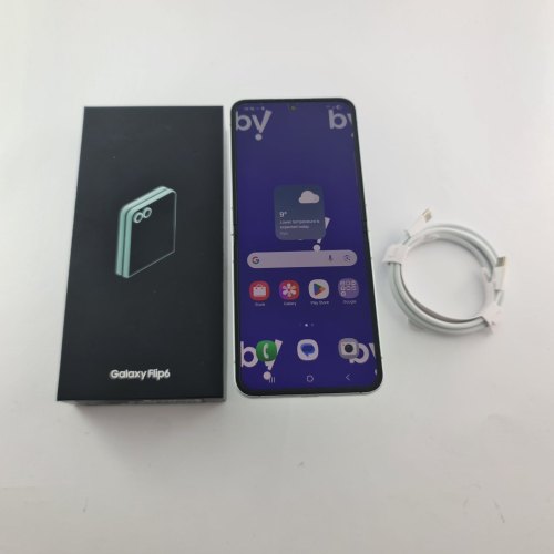 Смартфон Samsung Galaxy Z Flip 6 256 GB Mint USED **