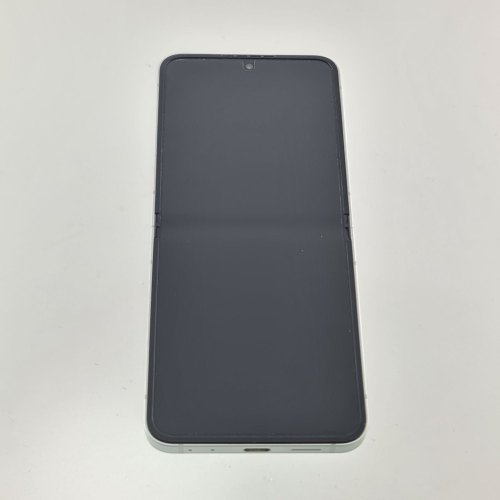 Смартфон Samsung Galaxy Z Flip 6 256 GB Mint USED **