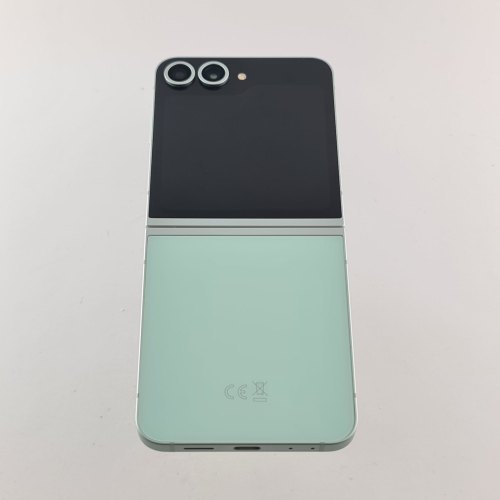 Смартфон Samsung Galaxy Z Flip 6 256 GB Mint USED **