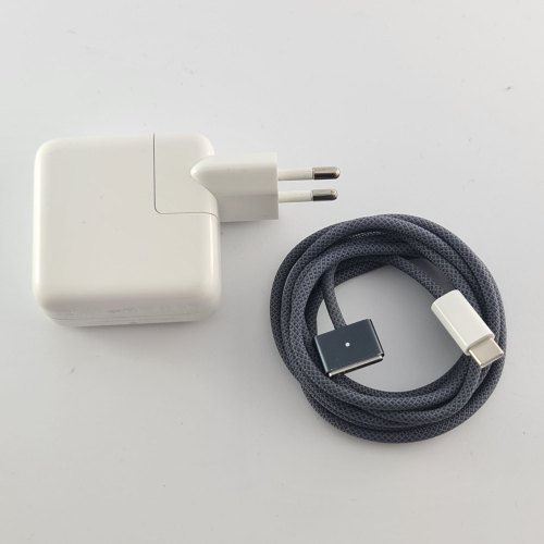 Ноутбук MacBook Air 13.6  Apple M2 (8C CPU/8C GPU), 8 GB, 256 GB, Midnight USED ** (2BMLY3300514)