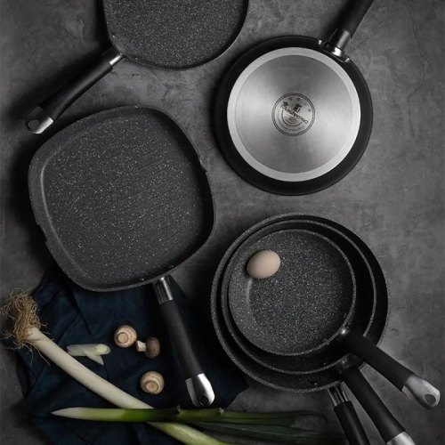 Сковорода гриль MasterPro Home edition, 28х28см (BGMP-3292-BK)