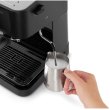 Кавоварка ріжкова DeLonghi EC 235 BK (132104208)