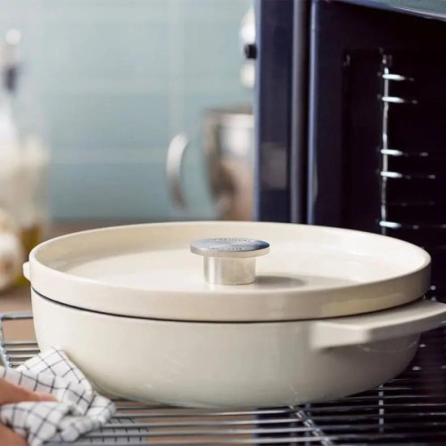 Сотейник чавунний KitchenAid, 26см, 2.77л, з кришкою, мигдальний крем (CC009010-001)