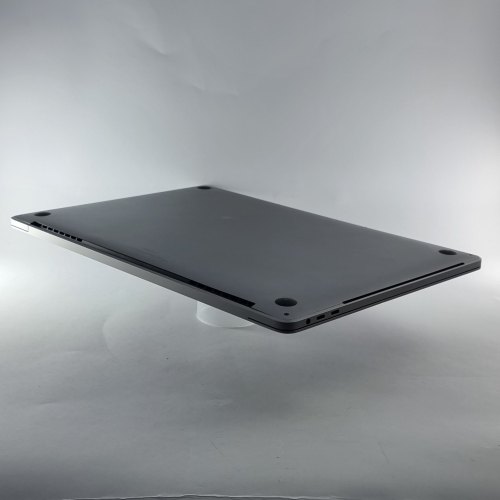 Ноутбук MacBook Pro 15 with Touch Bar Intel Core i7, 16 GB, 256 GB, Space Gray USED ** (2CMV90200514)