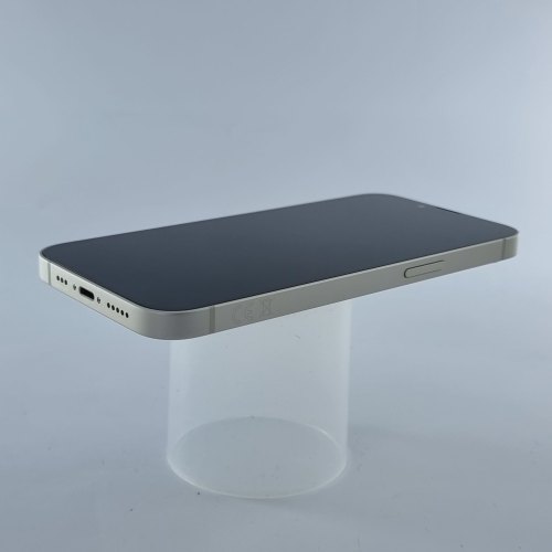 Смартфон Apple iPhone 13 128 GB Starlight USED **
