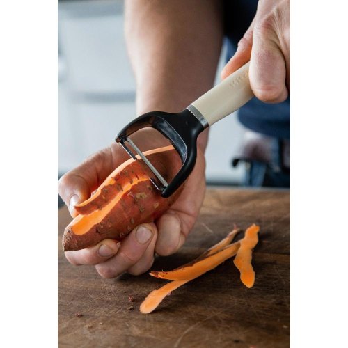 Овочечистка горизонтальна KitchenAid Coreline, 18.8см, кремова (KAG145OHACE)