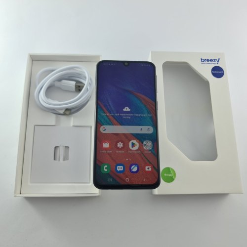 Смартфон Samsung Galaxy A40 64 GB Black USED **