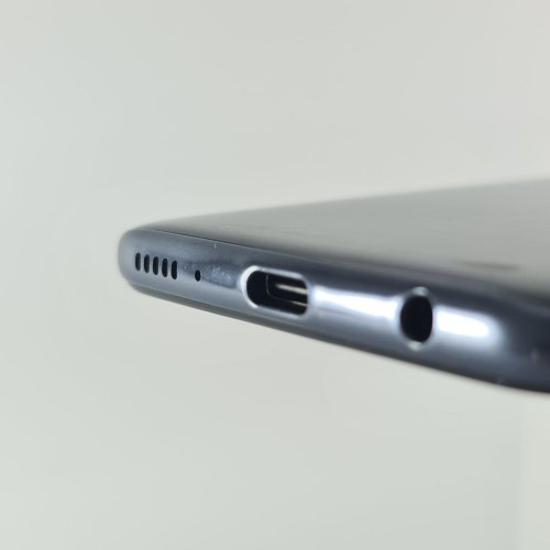 Смартфон Samsung Galaxy A40 64 GB Black USED **