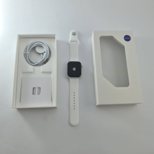 Смарт-годинник Apple Watch Series 8 GPS, 45mm, Silver, White Sport Band USED ** (2CMP6N300503)