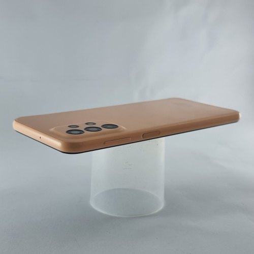 Смартфон Samsung Galaxy A23 128 GB Peach USED **