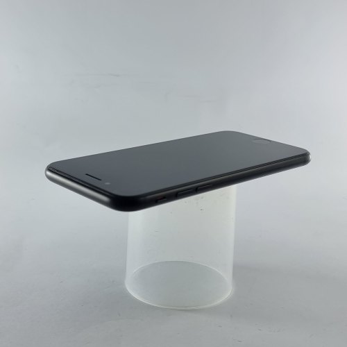 Смартфон Apple iPhone SE Gen.2 64 GB Black USED **