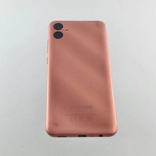 Смартфон Samsung Galaxy A04e 64 GB Copper USED **
