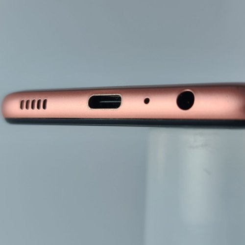 Смартфон Samsung Galaxy A04e 64 GB Copper USED **