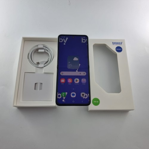 Смартфон Samsung Galaxy Flip 3 256 GB Green USED **