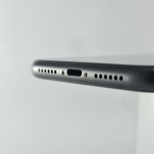 Смартфон Apple iPhone 11 128 GB Black USED **