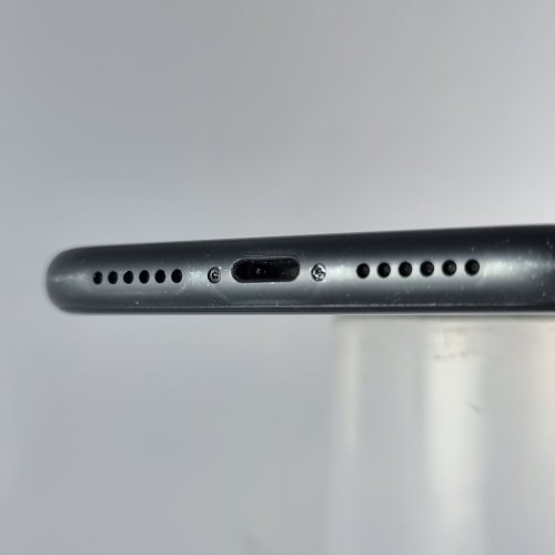 Смартфон Apple iPhone 11 64 GB Black USED **