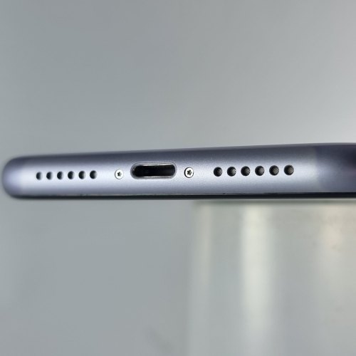 Смартфон Apple iPhone 11 64 GB Purple USED **