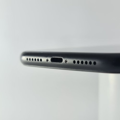 Смартфон Apple iPhone Xr 128 GB Black USED **